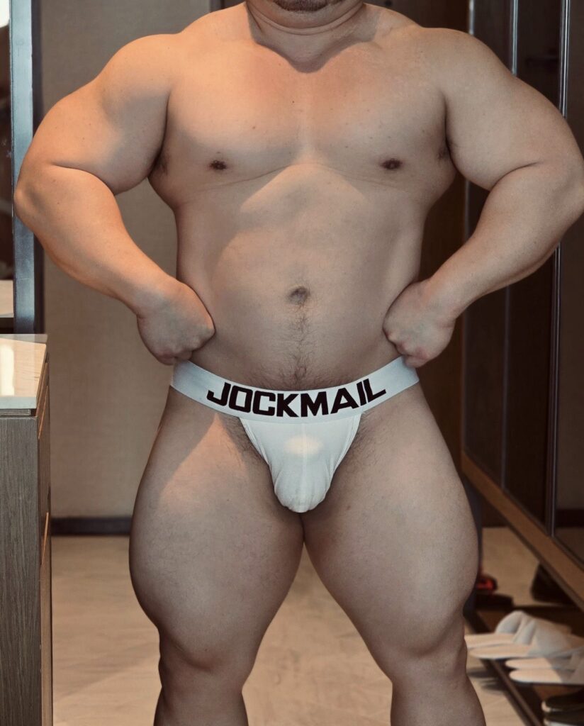 Daymuscle之(@bbulkex-BULKYMAX)