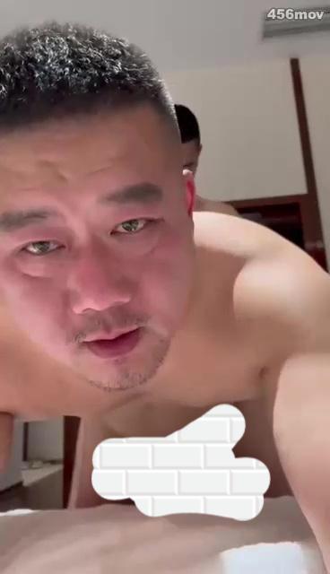 Daymuscle之(@Chinese daddy fucked by son 小伙操帅叔)(208MB)