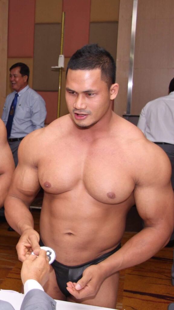 Daymuscle之(@tonyroman712-roman137)