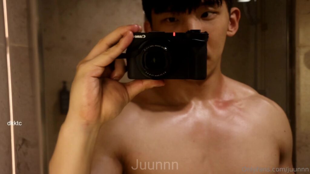 Daymuscle之（@OnlyFans Juunnn x Koon in Bangkok）（3.41GB）