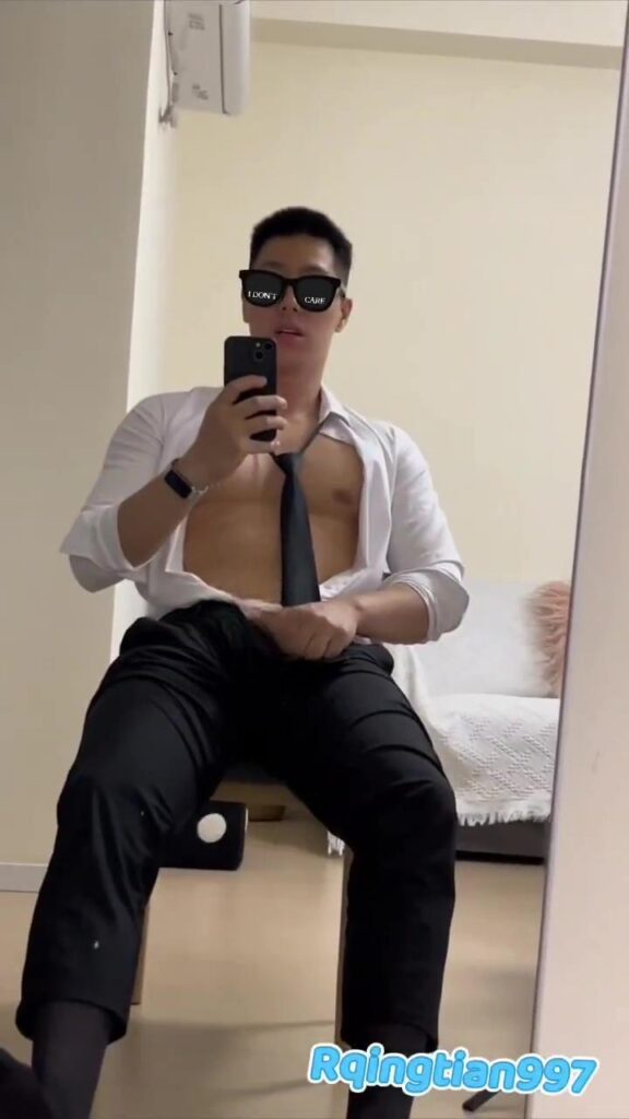 Daymuscle之(@Rqingtian997-Rqt哇哇哇)