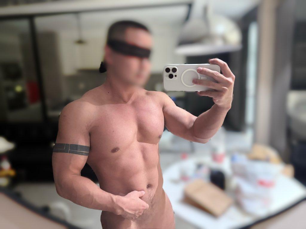 Daymuscle之(@jsxiaofeichai-健身小肥柴)