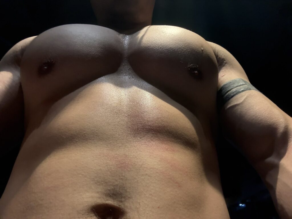 Daymuscle之(@jsxiaofeichai-健身小肥柴)