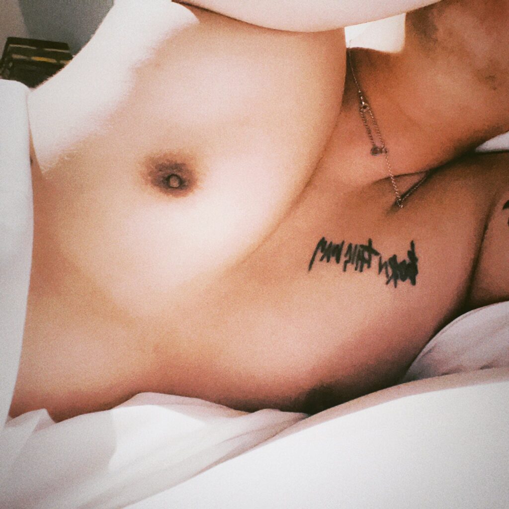 Daymuscle之(@ttww008-aiwenmoke）