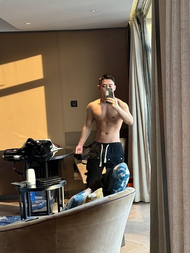 Daymuscle之(@jay1111sss-霸霸（体育生1s版））