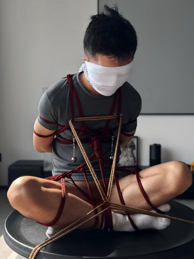 Daymuscle之(@SkyGao199103123-GAOT）