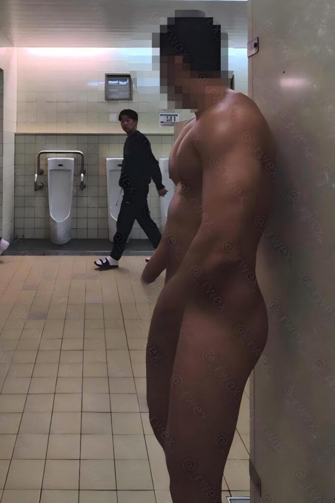 Daymuscle之(@rwex-公厕暴露）