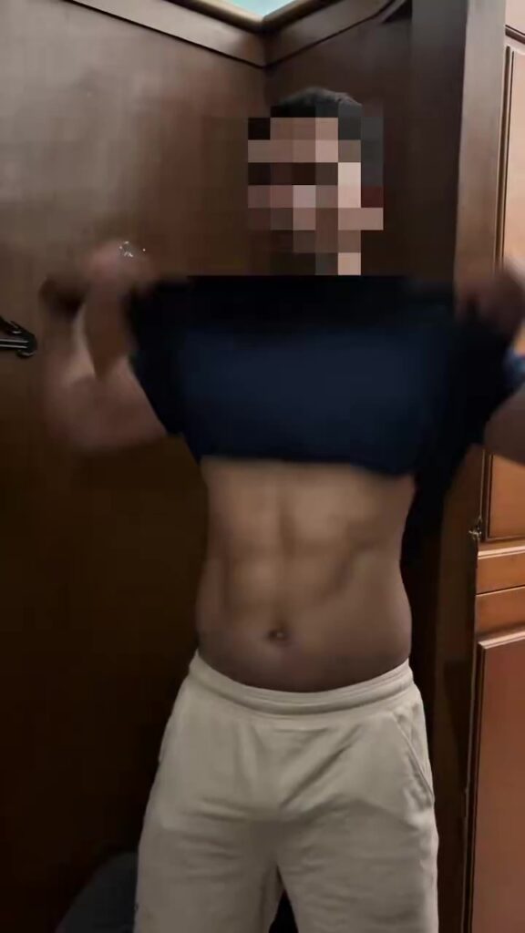 Daymuscle之(@BrownAng1996-Ang Muscle BF）