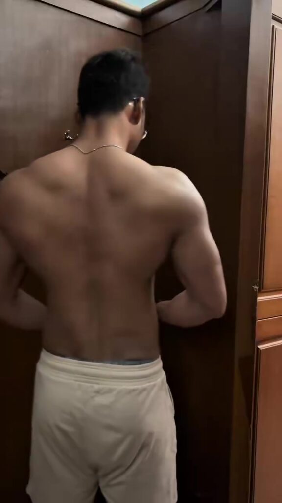 Daymuscle之(@BrownAng1996-Ang Muscle BF）