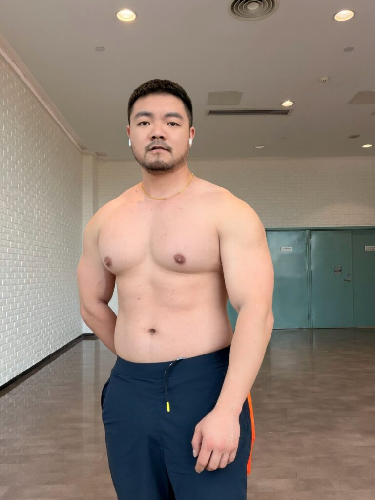 Daymuscle之(@pumanniu-扑牛牛)