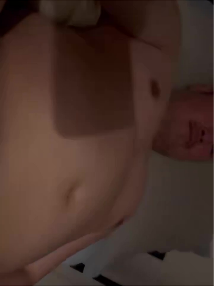 Daymuscle之(@libiik-Libii)