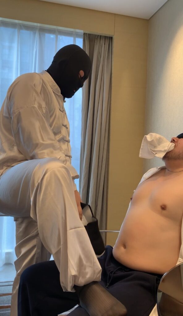 Daymuscle之(@Tygerrr-TygerrrW）