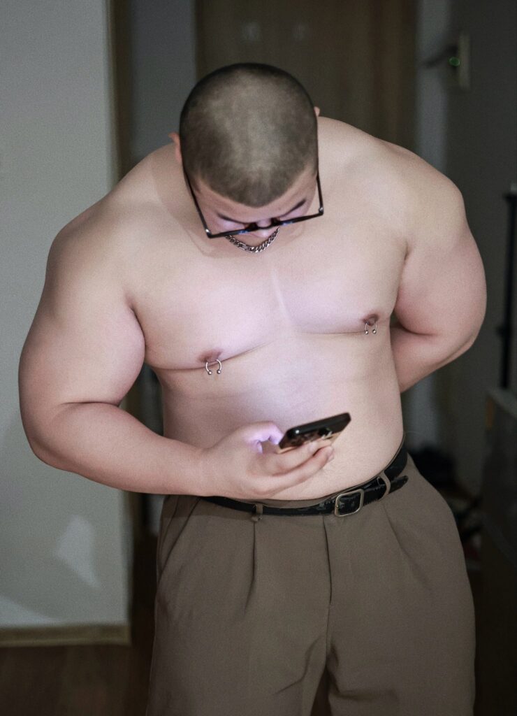 Daymuscle之(@REEVEES-REEVEES1147)