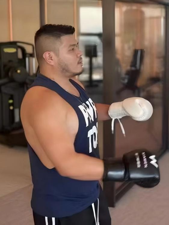 Daymuscle之(@QX8yCRnBXd72133-一郎（深圳spa））