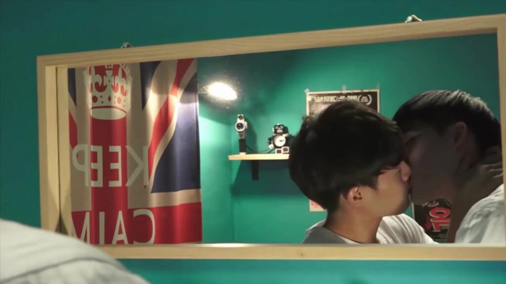 同志电影系列-韩国-一个夏夜 어느 여름날 밤에 (2017)