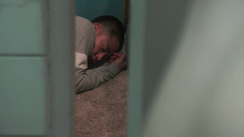 同志电影系列-韩国-一个夏夜 어느 여름날 밤에 (2017)