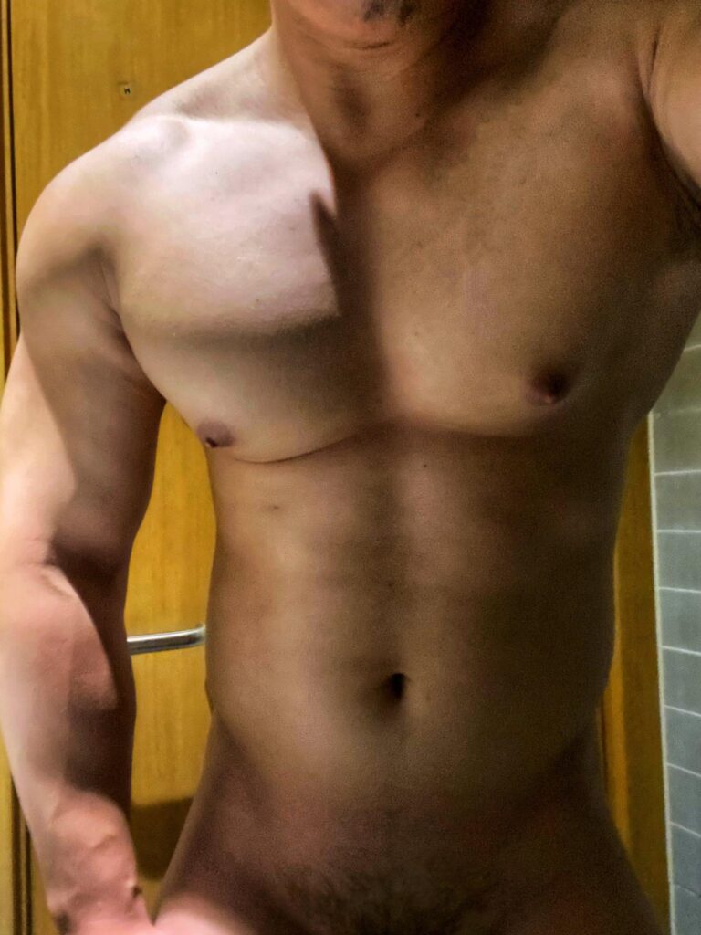 Daymuscle之(@Musclepangpang-@爱健身的五花肉）