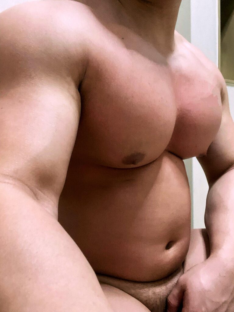 Daymuscle之(@Musclepangpang-@爱健身的五花肉）