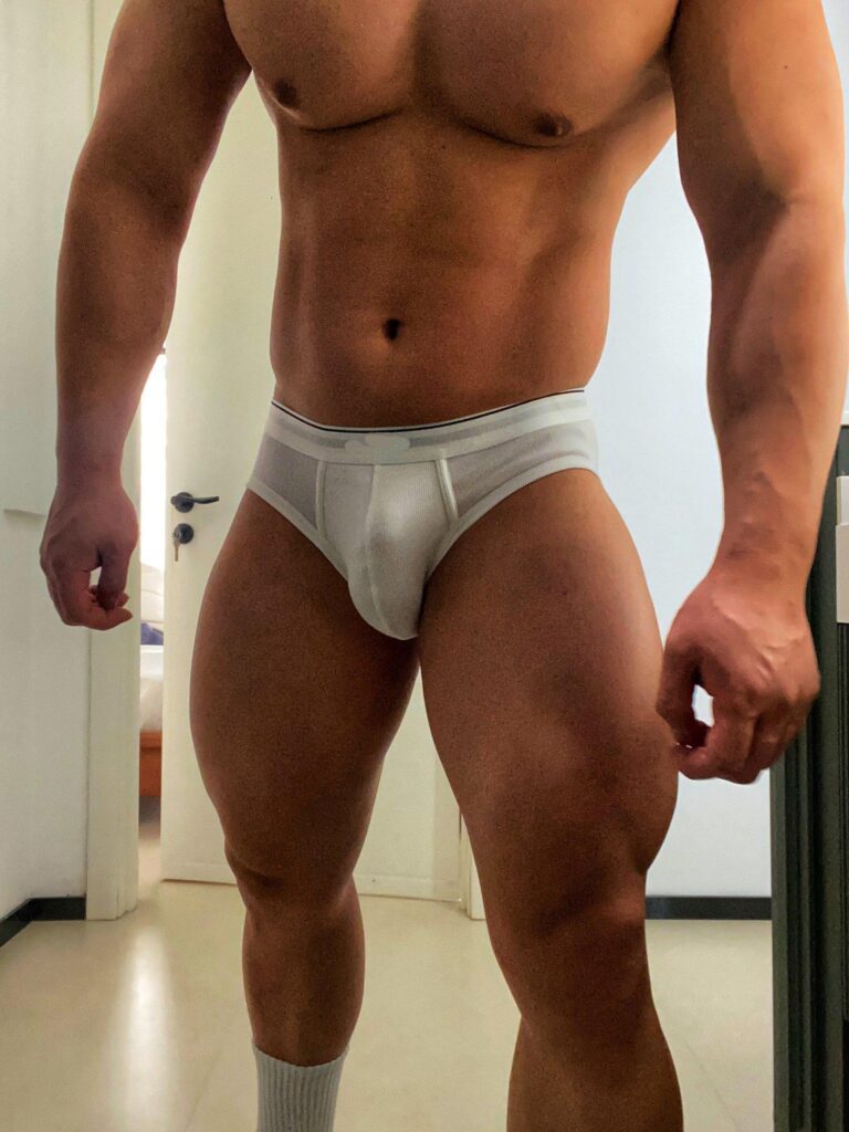 Daymuscle之(@Musclepangpang-@爱健身的五花肉）