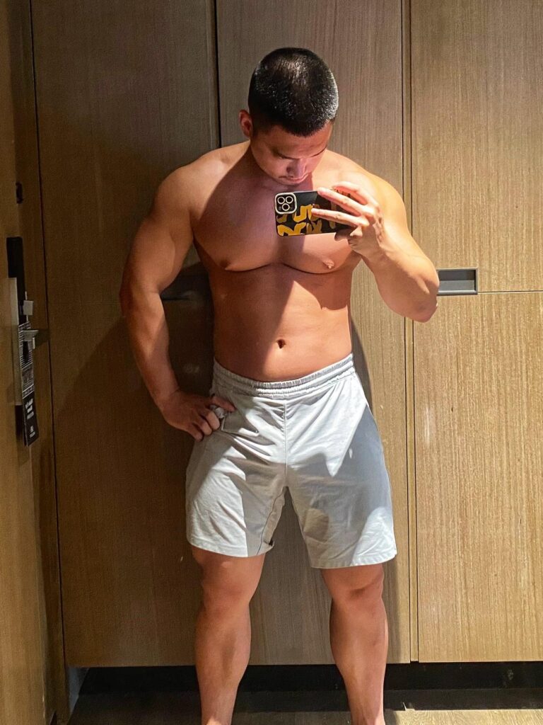 Daymuscle之(@Musclepangpang-@爱健身的五花肉）